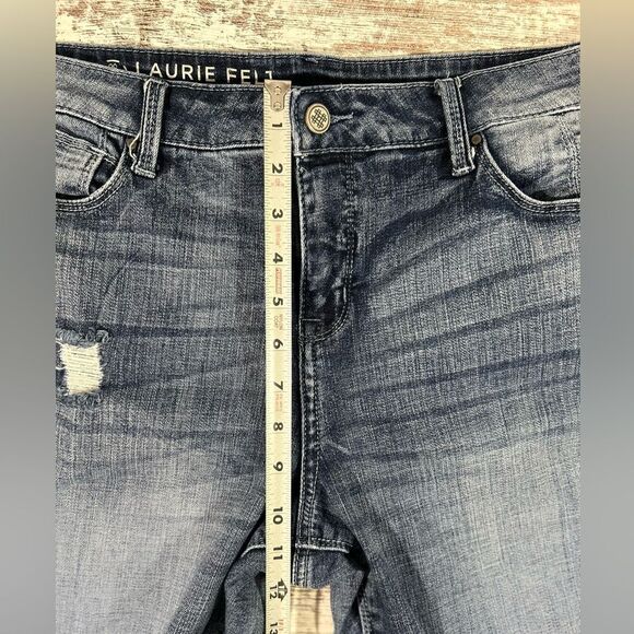 Women’s Lauren Felt Classic Weekender Crop distressed jeans size 12 - Picture 9 of 10
